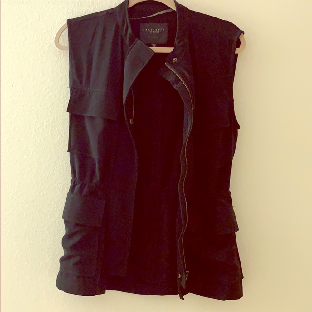 Black vest